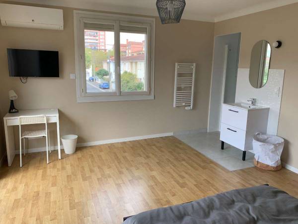Colocation / Maison 8 pièces de 145 m², Albi, Rue Alfred Nobel / Photo 12