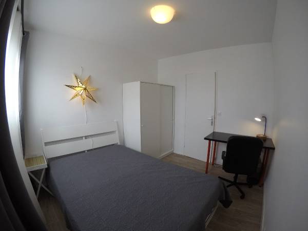 Colocation / Appartement 4 pièces de 70 m², Yerres, Square de Bretagne / Photo 10