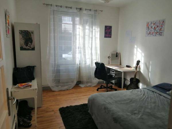 Colocation / Appartement 5 pièces de 95 m², Grenoble, Rue Duployé / Photo 2