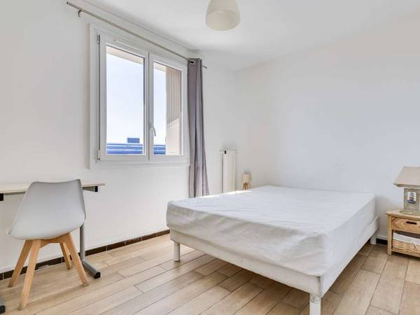 Colocation / Appartement 4 pièces de 70 m², Marseille, Rue des Linots / Photo 9