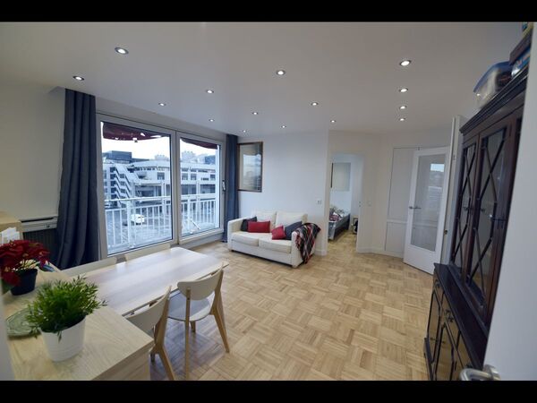 Colocation / Appartement 5 pièces de 80 m², Issy-les-Moulineaux, Rue du 4 Septembre / Photo 2