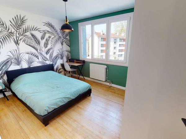 Colocation / Appartement 4 pièces de 68 m², Grenoble, Rue Dupleix / Photo 2