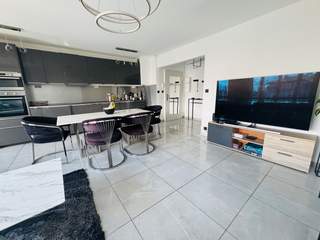 Colocation / Appartement 4 pièces de 78 m², Marseille, Rue Chalusset
