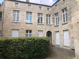 Rental / Studio, Niort