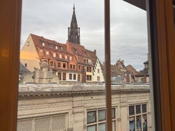 Sous-location / Appartement 6 pièces de 100 m², Strasbourg, Rue du Vieux Marché Aux Grains / Photo 2