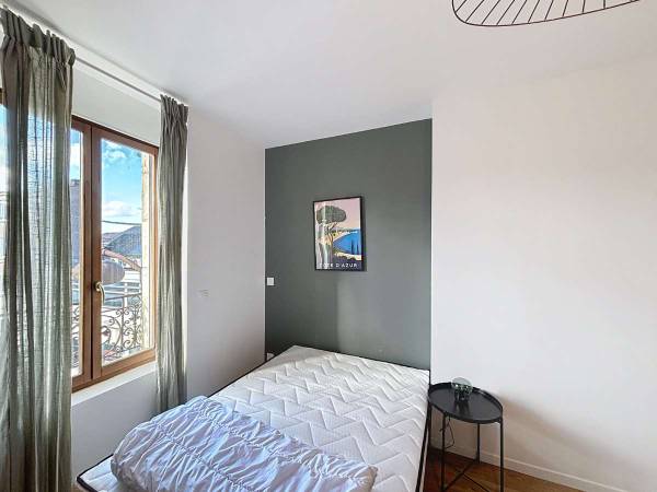 Colocation / Appartement 4 pièces de 76 m², Orléans, Rue du Faubourg Bannier / Photo 6