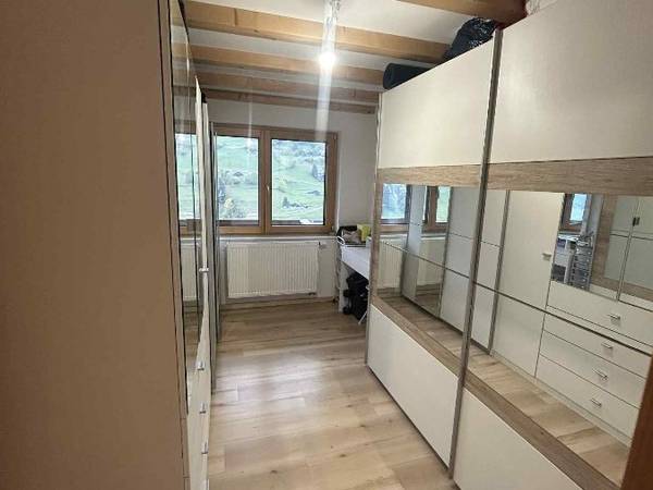 Colocation / Appartement 4 pièces de 100 m², Val-d'Illiez, Route de Champéry / Photo 8