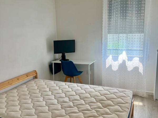 Colocation / Appartement 5 pièces de 75 m², Cormeilles-en-Parisis, Avenue Simone de Beauvoir / Photo 5