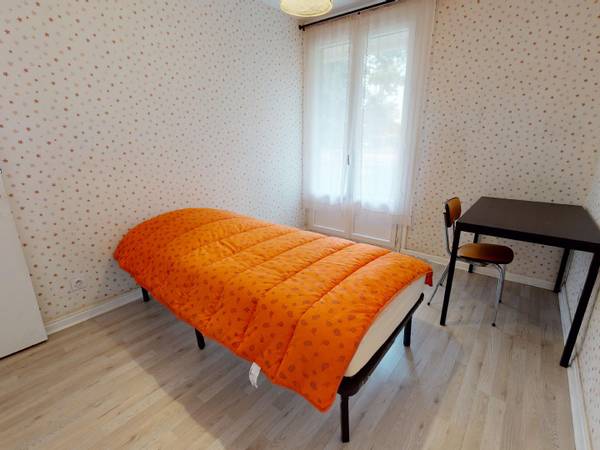 Colocation / Appartement 5 pièces de 96 m², Villeurbanne, Rue Alfred Brinon / Photo 2