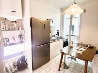Location / Appartement 2 pièces de 50 m², Paris, Boulevard Soult
