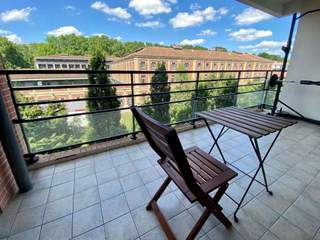 Location / Immeuble 2 pièces de 73 m², Toulouse, Allée du Niger