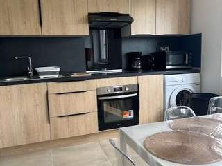 Colocation / Appartement 7 pièces de 114 m², Vaulx-en-Velin, Rue de la République