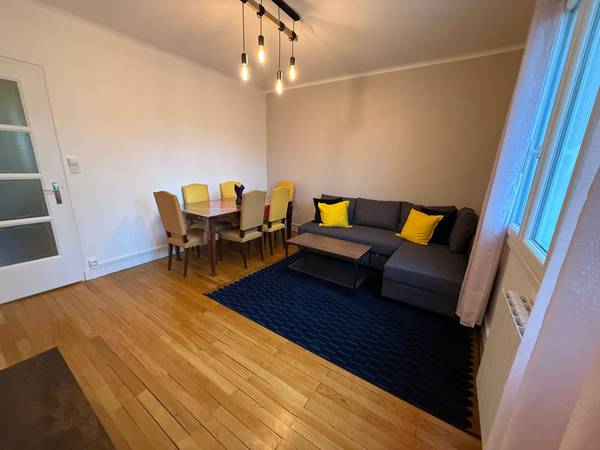 Colocation / Appartement 3 pièces de 63 m², Villeurbanne, Rue Descartes / Photo 2