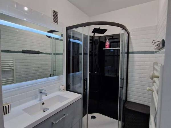 Colocation / Appartement 5 pièces de 99 m², Marseille, Boulevard du Redon / Photo 11