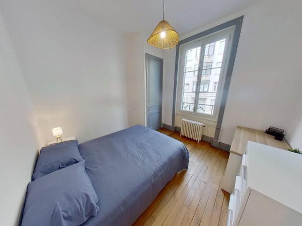 Colocation / Maison 5 pièces de 138 m², Lyon, Rue Wakatsuki / Photo 11