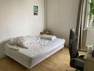 Sous-location / Appartement 3 pièces de 86 m², Paris, Rue Archereau