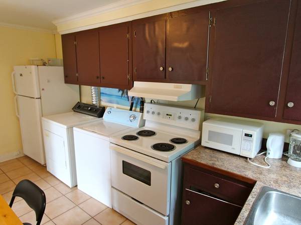 Colocation / Appartement 4 pièces de 80 m², Montréal / Photo 2