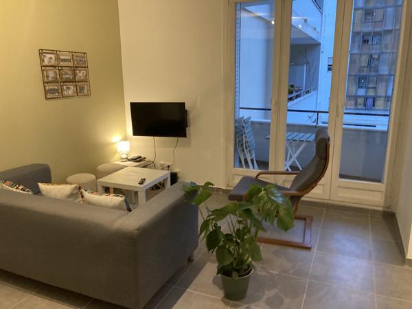 Colocation / Appartement 5 pièces de 82 m², Grenoble, Boulevard Joseph Vallier / Photo 2
