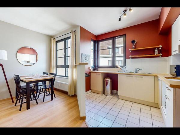 Colocation / Appartement 5 pièces de 96 m², Evere, Rue de Paris / Photo 2