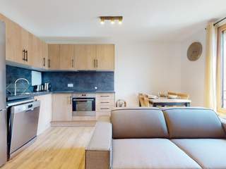 Colocation / 5 rooms apartment · 80 m², Saint-Denis, 9 Avenue Presov