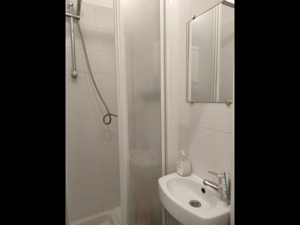 Colocation / Appartement 5 pièces de 116 m², Paris, Rue François Bonvin / Photo 5