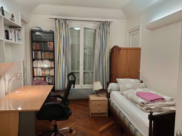 Colocation / Appartement 5 pièces de 116 m², Paris, Rue François Bonvin / Photo 8