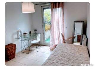 Colocation / Appartement 3 pièces de 80 m², Lyon, Rue Galland