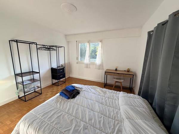 Colocation / Appartement 3 pièces de 89 m², Orléans, All des Marronniers / Photo 2