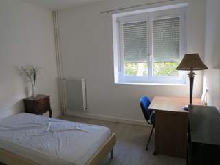 Piso compartido / 5 rooms apartment · 115 m², Créteil, Passage Saillenfait