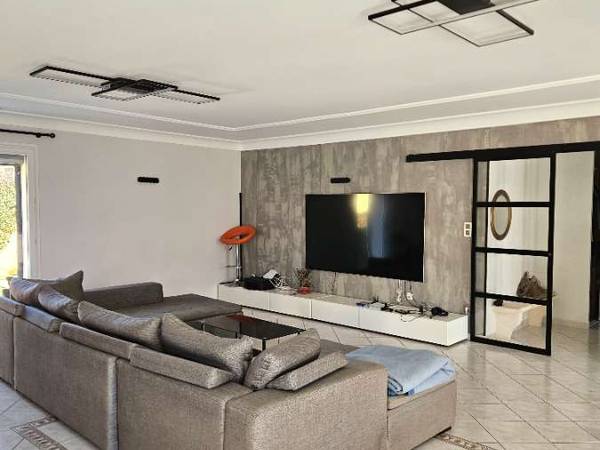 Colocation / Villa 4 pièces de 169 m², Villelaure, Route d'Ansouis / Photo 20