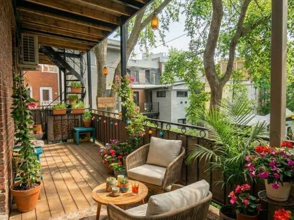 Location / Appartement 4 pièces de 676 m², Montréal, Rue Saint-Christophe / Photo 2