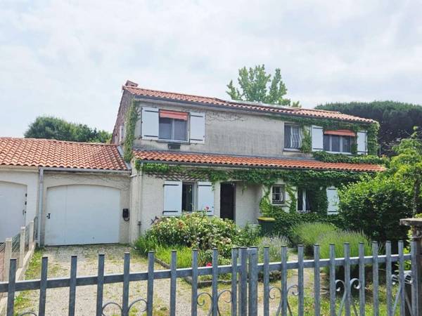 Sous-location / Maison 8 pièces de 150 m², Gradignan, Allée du Moulin de Desclau / Photo 11