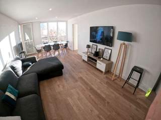 Room share, 6 rooms apartment, Cenon