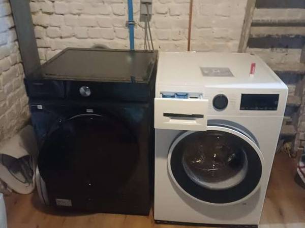 Colocation / Maison 9 pièces de 270 m², Etterbeek, Rue Ramskapelle / Photo 2