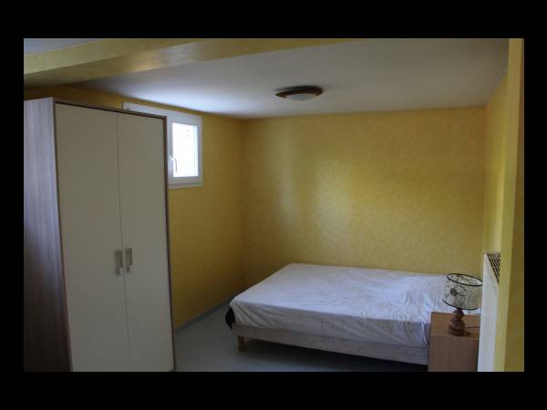 Location / Studio de 31 m², Poitiers / Photo 2