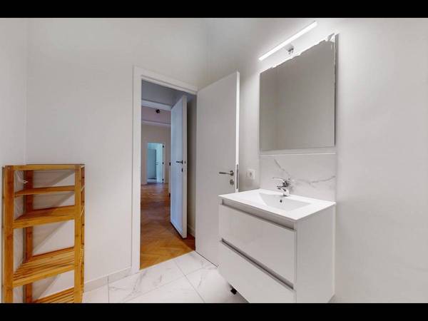 Colocation / Appartement 7 pièces de 170 m², Bruxelles, Avenue Louise 129 A, / Photo 11