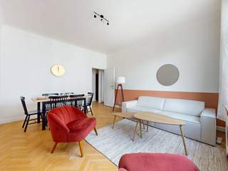 Colocation / Appartement 7 pièces de 170 m², Bruxelles, Avenue Louise 129 A,