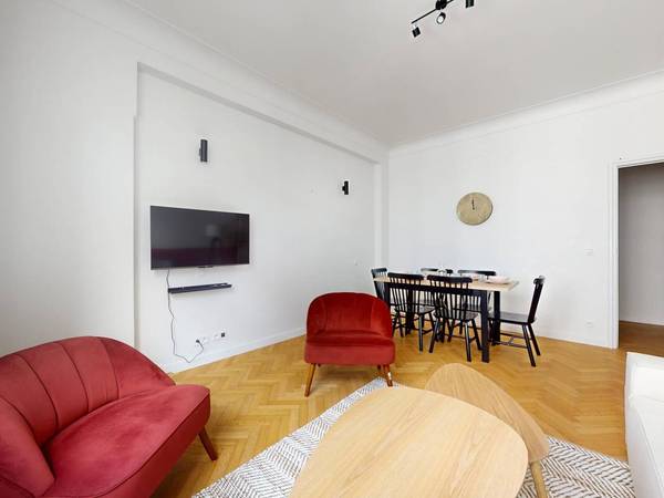 Colocation / Appartement 7 pièces de 170 m², Bruxelles, Avenue Louise 129 A, / Photo 2