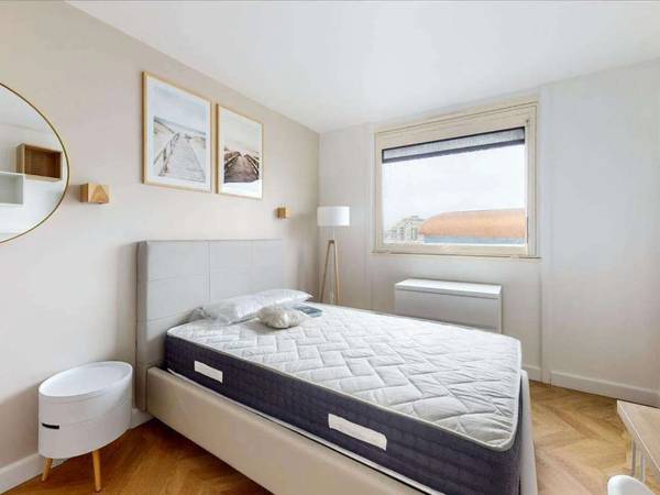 Colocation / Appartement 5 pièces de 107 m², Poissy, Rue de Villiers / Photo 2