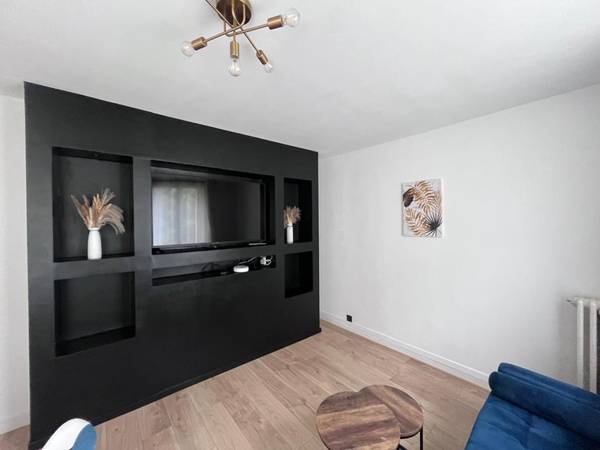 Colocation / Appartement 4 pièces de 67 m², Troyes, Rue des Guillemets / Photo 2