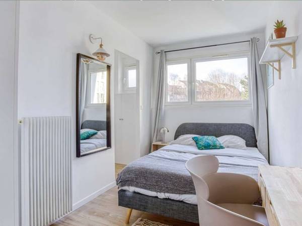 Colocation / Appartement 5 pièces de 77 m², Fontenay-sous-Bois, Rue Danielle Casanova / Photo 5