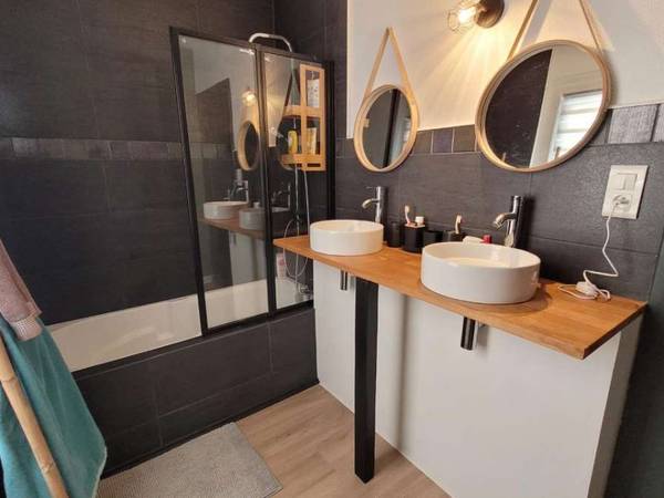 Colocation / Appartement 4 pièces de 114 m², Colmar, Route de Neuf-Brisach / Photo 9