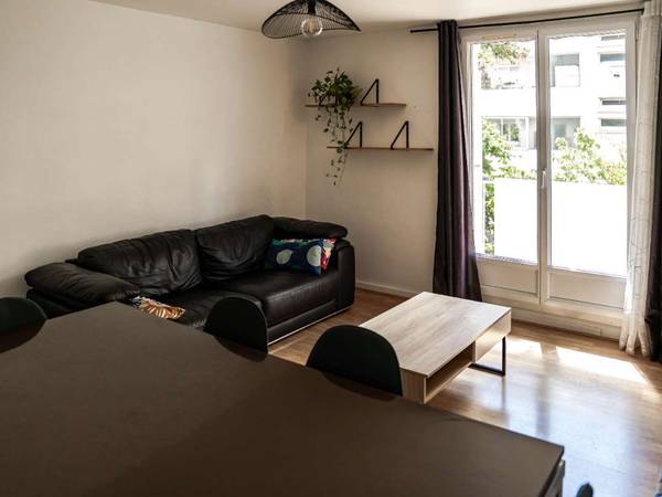 Colocation / Appartement 4 pièces de 65 m², Angers, Rue Éblé / Photo 2