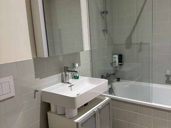 Flatsharing / 5-bedroom flat · 200 m², Lausanne, Place de la Navigation / Photo 6