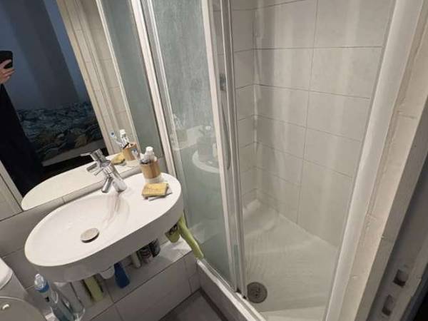 Sous-location / Studio de 35 m², Paris, Rue Notre-Dame de Nazareth / Photo 5