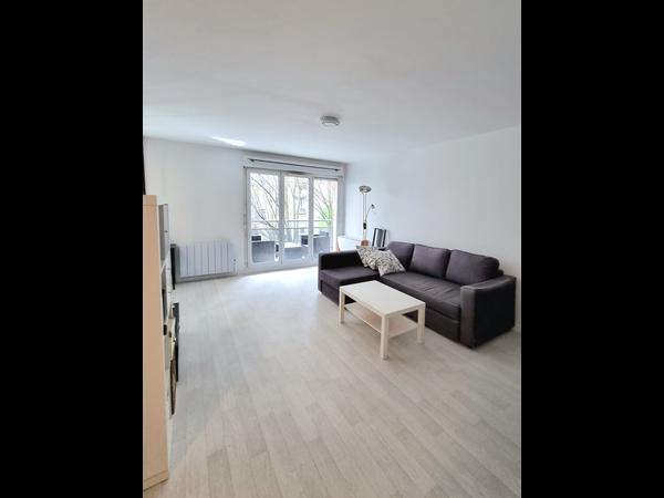 Colocation / Appartement 4 pièces de 85 m², Vitry-sur-Seine, Avenue Rouget de Lisle / Photo 2