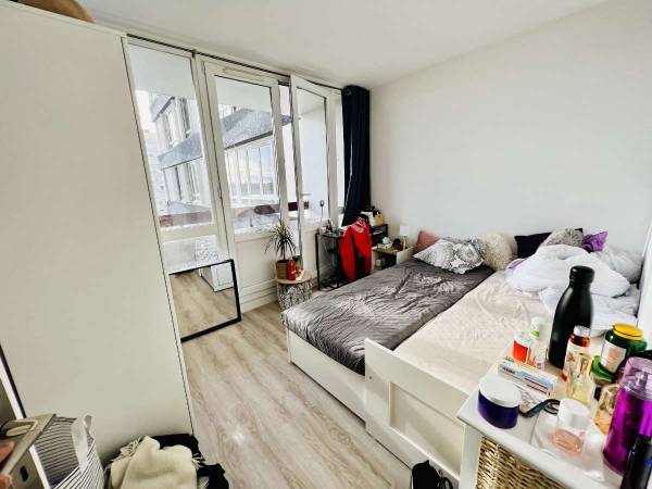 Colocation / Appartement 6 pièces de 85 m², Aubervilliers, Rue des Cités / Photo 2