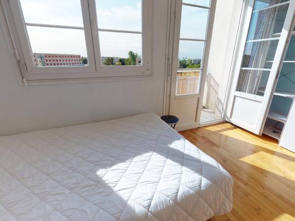 Colocation / Appartement 4 pièces de 77 m², Dijon, Boulevard Mansart / Photo 2