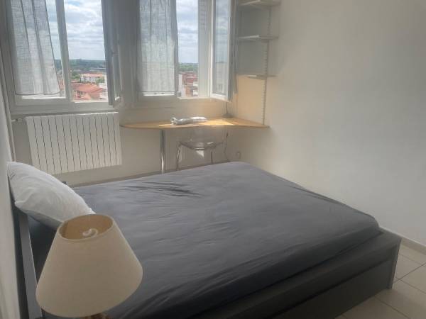 Colocation / Appartement 4 pièces de 69 m², Toulouse, Boulevard de Larramet / Photo 4
