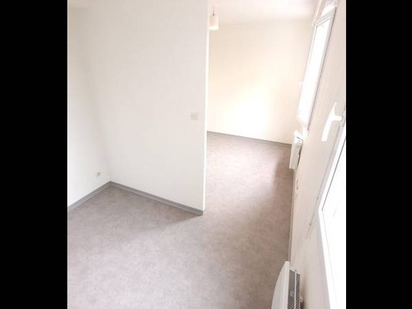 Location / Appartement 1 pièce, Albi / Photo 6